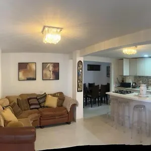 https://lindo-apartamento.colombiamedellinhotels.com